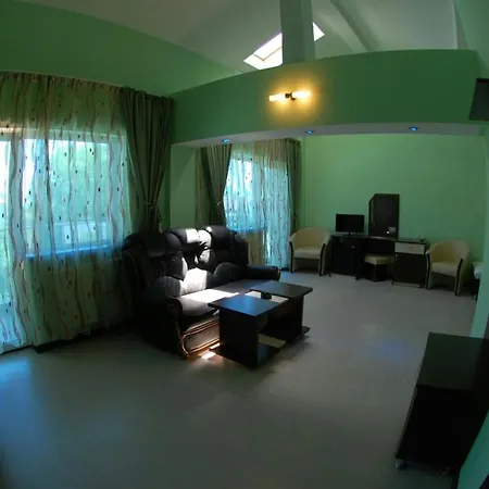 Alessia בית הארחה 4*